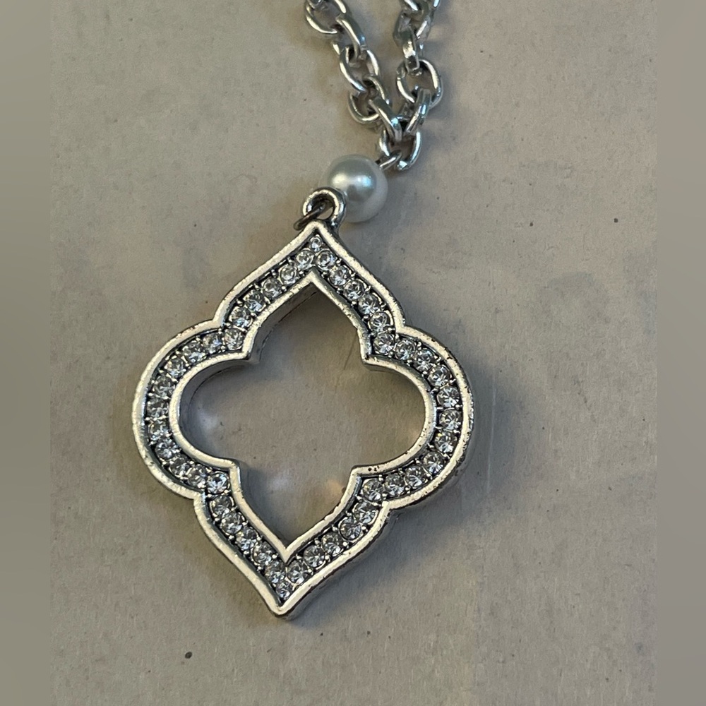 White House Black Market Necklace